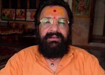महामंडलेश्वर स्वामी रविंदरपुरी जी