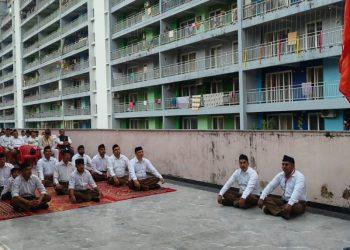 स्वाभिमानी और संगठित हिंदू विश्व को आलोकित कर रहा है !