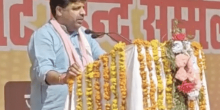 हल्द्वानी, जनपद नैनीताल में आयोजित विराट हिंदू सम्मेलन में सह प्रांत प्रचारक श्रीमान चंद्रशेखर जी का प्रेरक उद्बोधन !