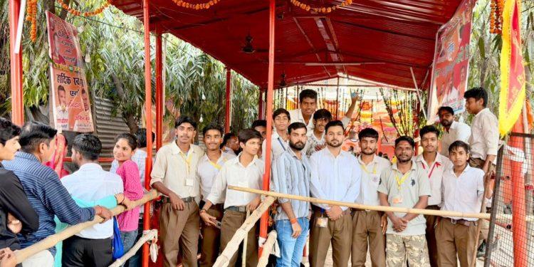 काशीपुर चैती मेले में संघ के स्वयंसेवकों ने मेले की व्यवस्था में अहम भूमिका निभाई !