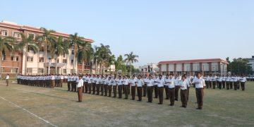 राष्ट्रीय स्वयंसेवक संघ पथ संचलन, स्वयंसेवकों पर हुई जगह जगह पुष्प वर्षा !